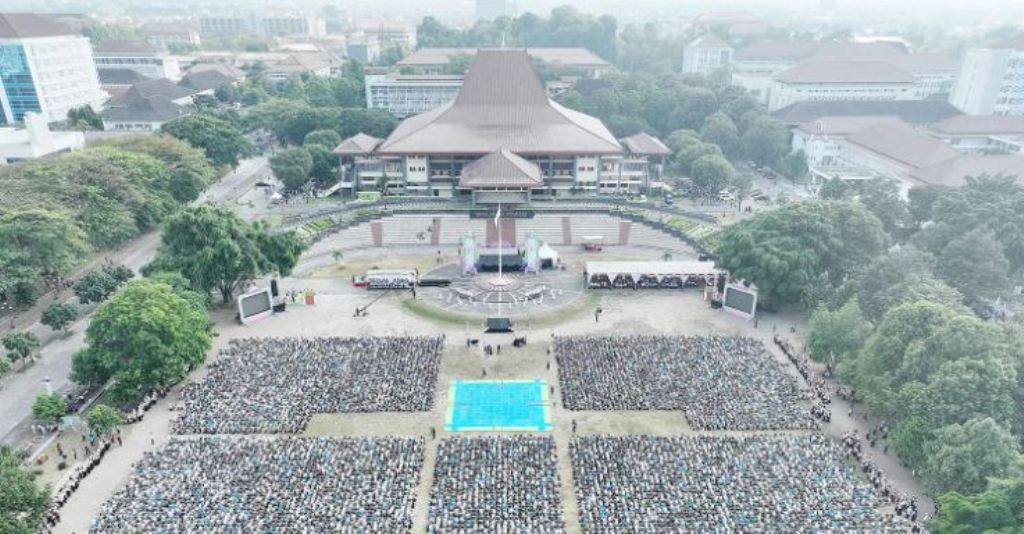 UGM terapkan kuliah daring selama empat hari.