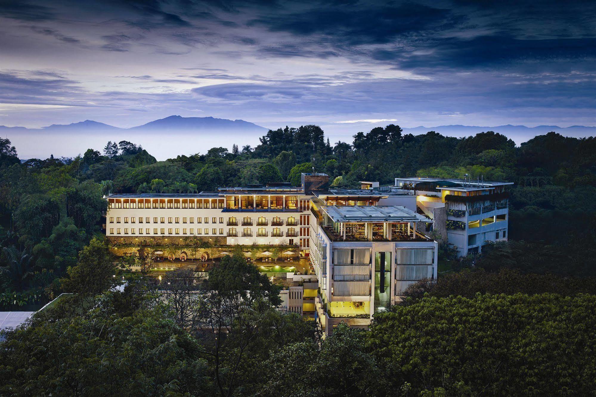 Padma Hotel Bandung