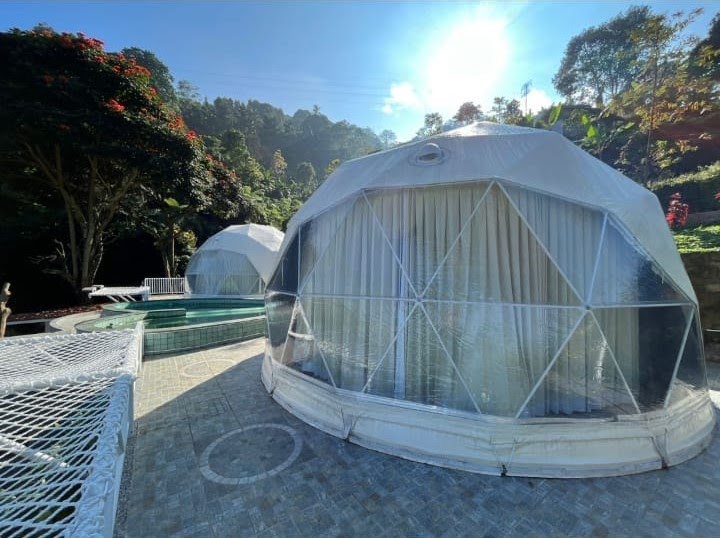 Igloo di De Pointe Resort dan Resto