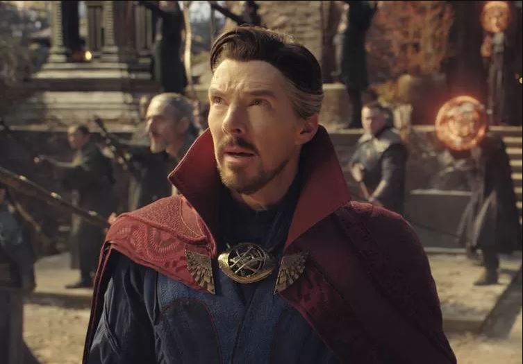 Benedict Cumberbatch pemeran utama dalam film blockbuster&nbsp;Doctor Strange&nbsp;baca puisi Mahmoud Darwish di konser amal untuk Palestina di London.