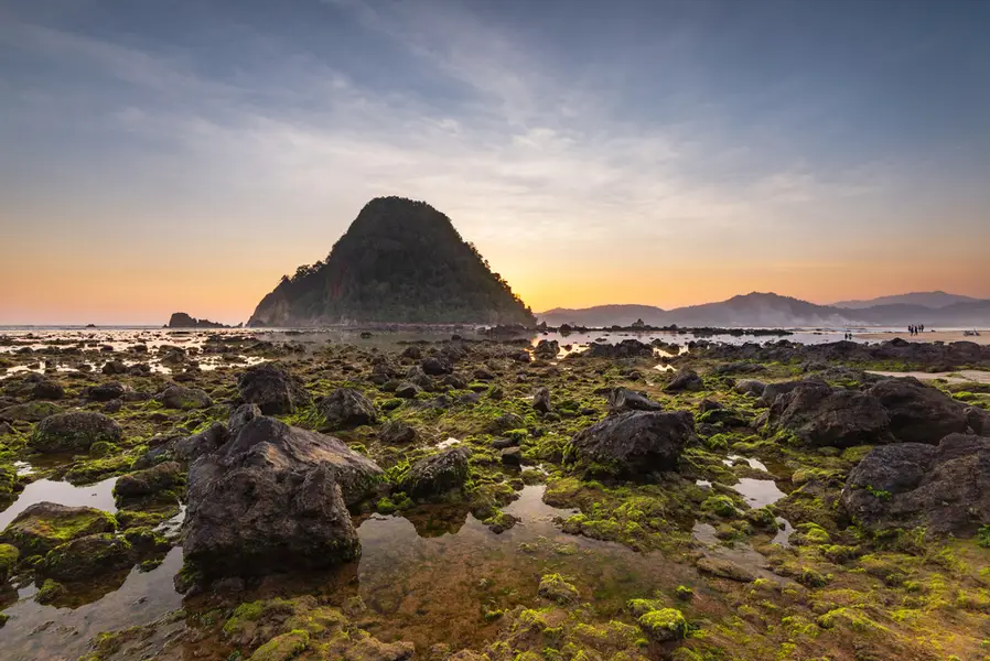 Jelajahi Banyuwangi, The Sunrise of Java: 7 Destinasi Alam dan Budaya ...
