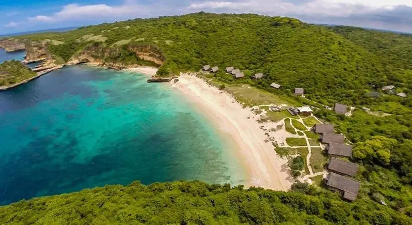 Ilustrasi Pantai Penyisok Lombok