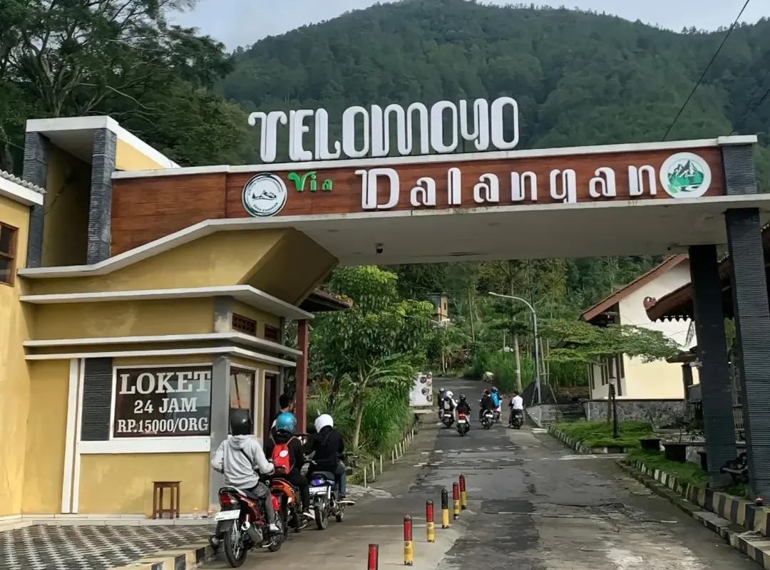 Wisata Gunung Telomoyo Magelang