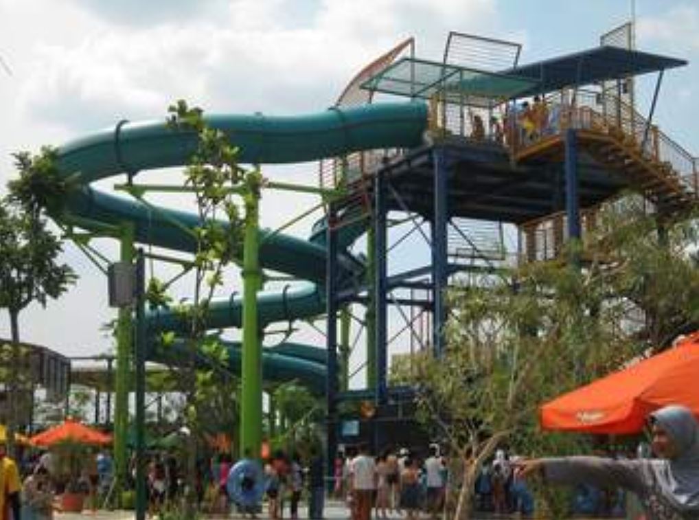 Zatobay Waterboom menjadi destinasi favorit keluarga dengan berbagai kolam: anak, arus, Olympic, hingga khusus perempuan.