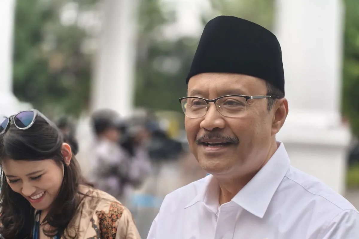 Menteri Sosial Saifullah Yusuf  melaporkan sejumlah program prioritas di istana negara