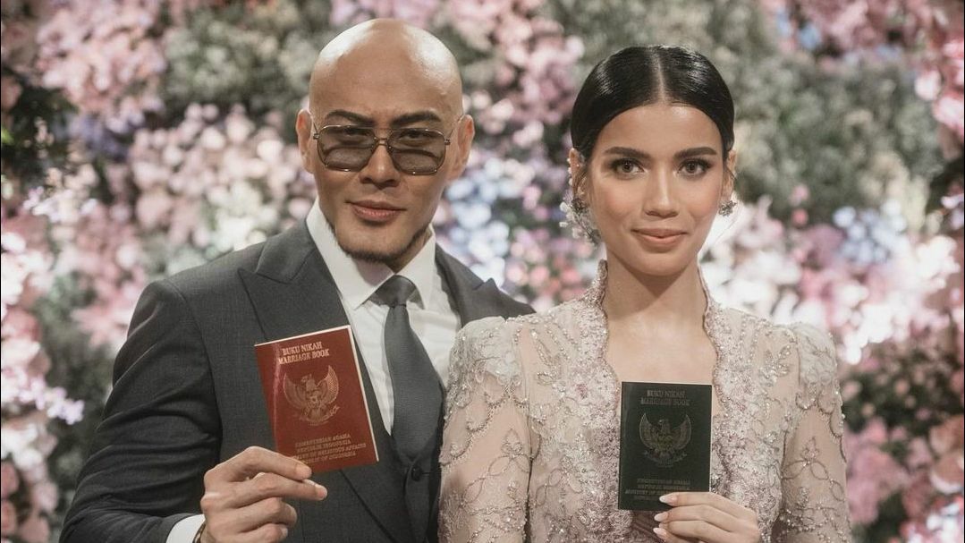 Isu Cerai Deddy Corbuzier dan Sabrina