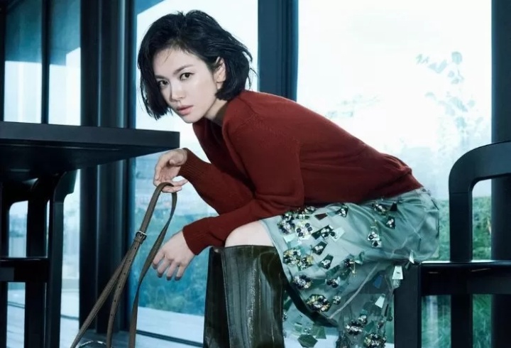 Song Hye Kyo Bocorkan Rahasia Kecantikan yang Membuatnya Awet Muda