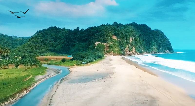Pantai Dlodo Tulungagung