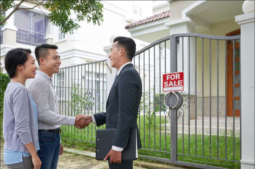Panduan cerdas membeli apartemen pertama tanpa terjebak promo dan cicilan memberatkan.