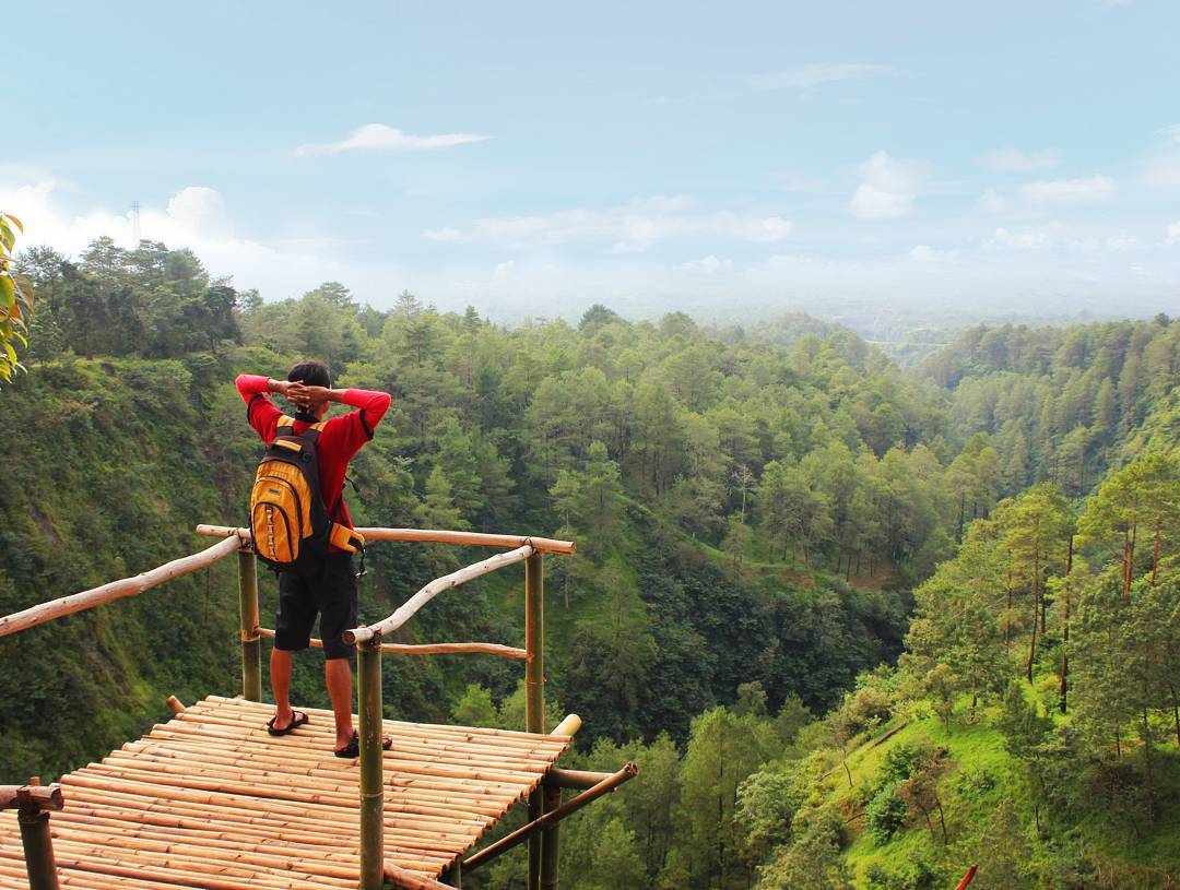 Wisata Deles Indah