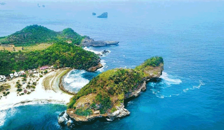 View Lagit Pantai Batu Benkung