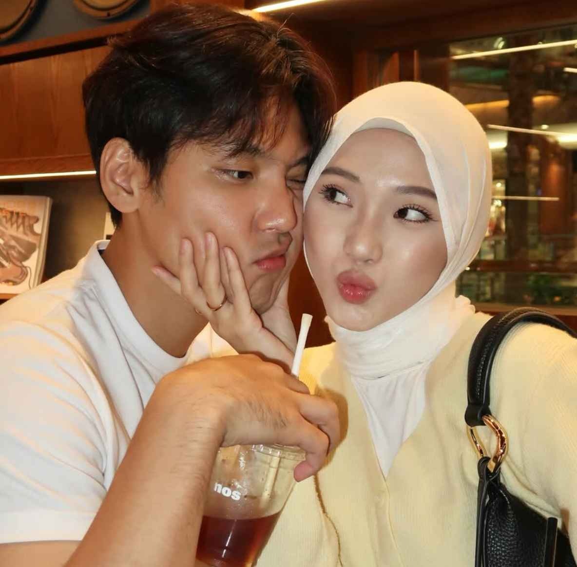 Rumah tangga Julia Prastini atau Jule dengan Na Daehoon retak usai viral foto dan video tersebar luas.&nbsp;