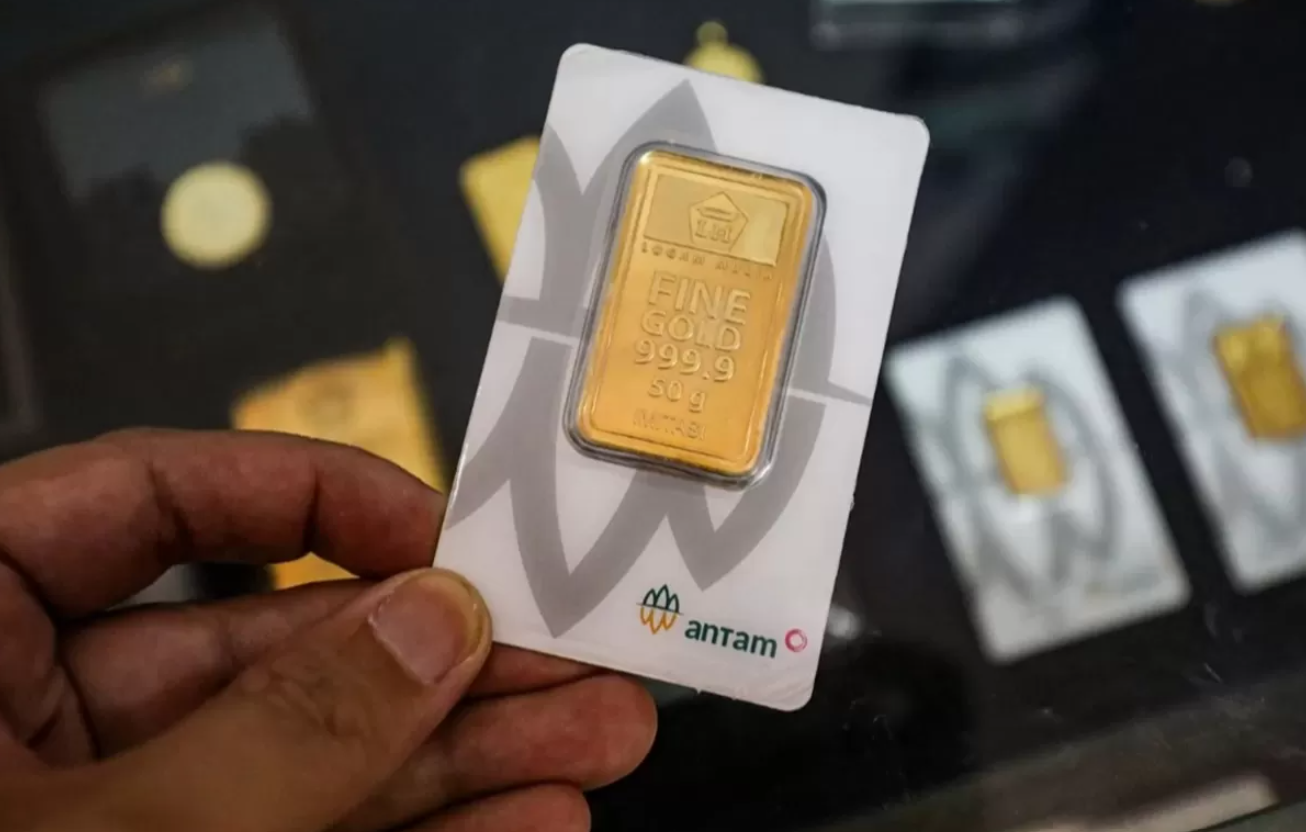 Harga emas Antam terus melesat dan mencetak rekor tertinggi dalam sejarah.