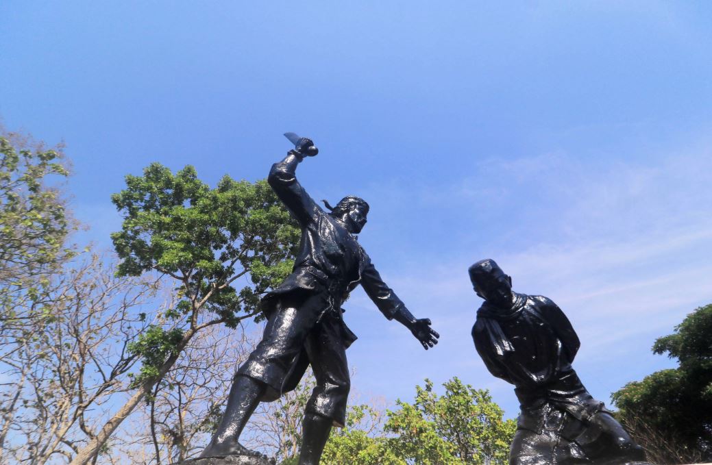 Selain menjadi tempat bersejarah, Monumen Kresek juga menyimpan kisah tragis di masa silam.