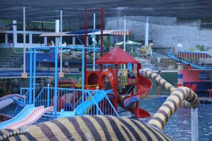 briliant waterpark pulung, menjadi rekreasi favorit untuk menghabiskan waktu libur sekolah