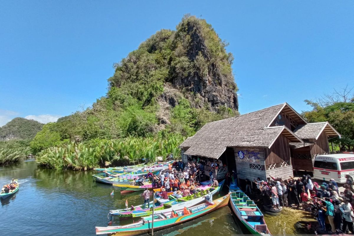Ilustrasi Rammang-Rammang Maros