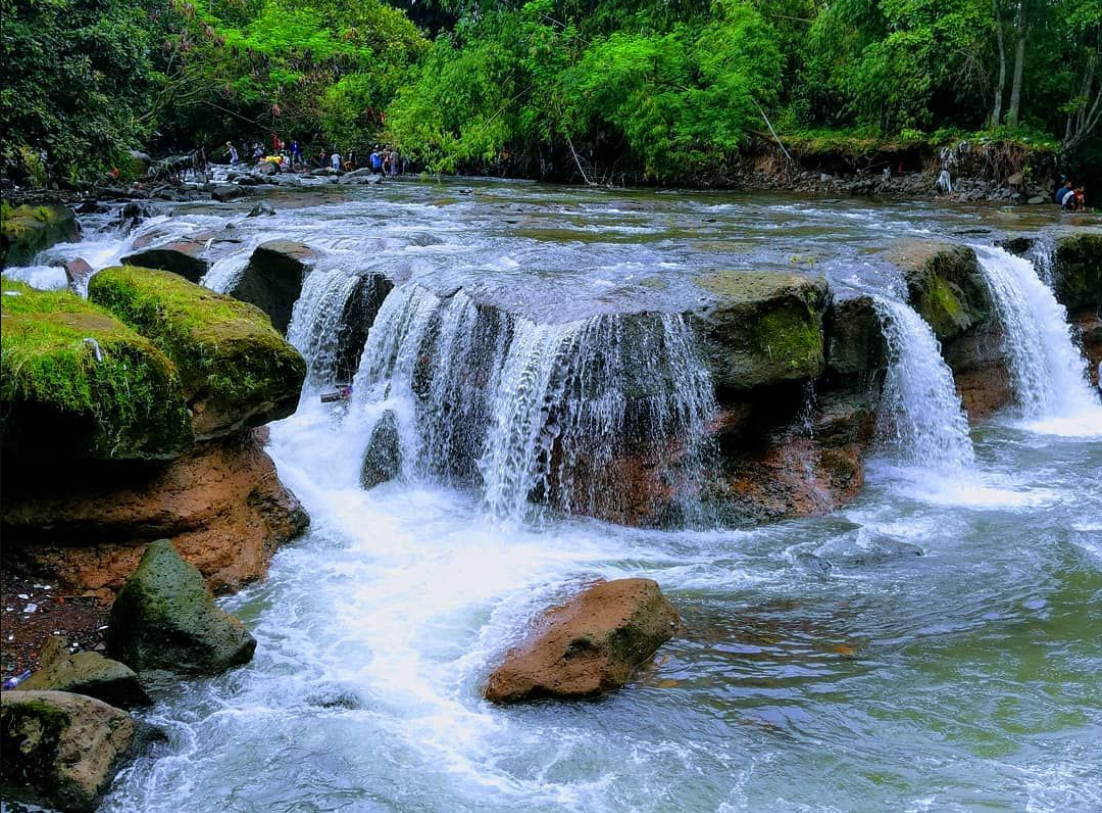 Air Terjun Sumber Nyonya