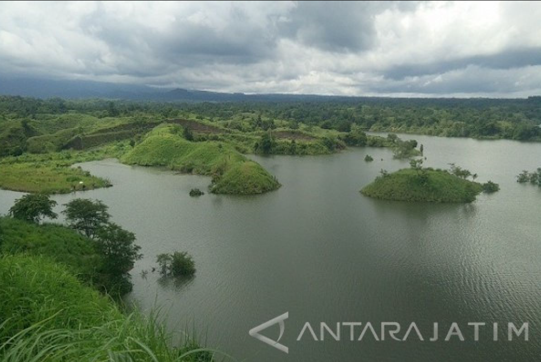 Waduk Bajulmati (Raja Ampat Jawa Timur) di Krajan, Baluran, Banyupituh, Situbondo.