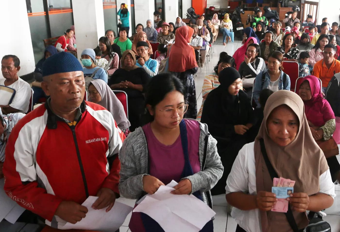 ILUSTRASI. Penerima Bantuan Pangan Non Tunai (BPNT) 2025
