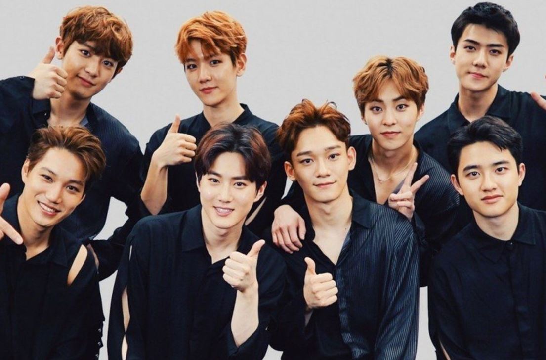 EXO comeback dengan formasi enam member dan kembalinya Lay, sementara CBX absen karena proses kontrak.