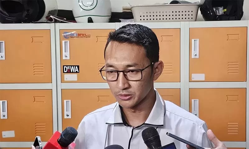Budi Prasetyo, sang juru bicara KPK, jadi sorotan publik usai buka suara soal pemeriksaan kasus OTT Abdul Wahid. (Sumber: Riaupos.co)
