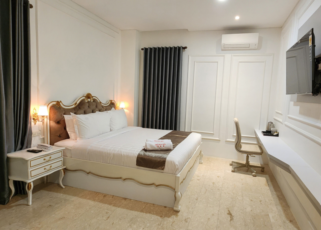 King Royal Hotel Brebes