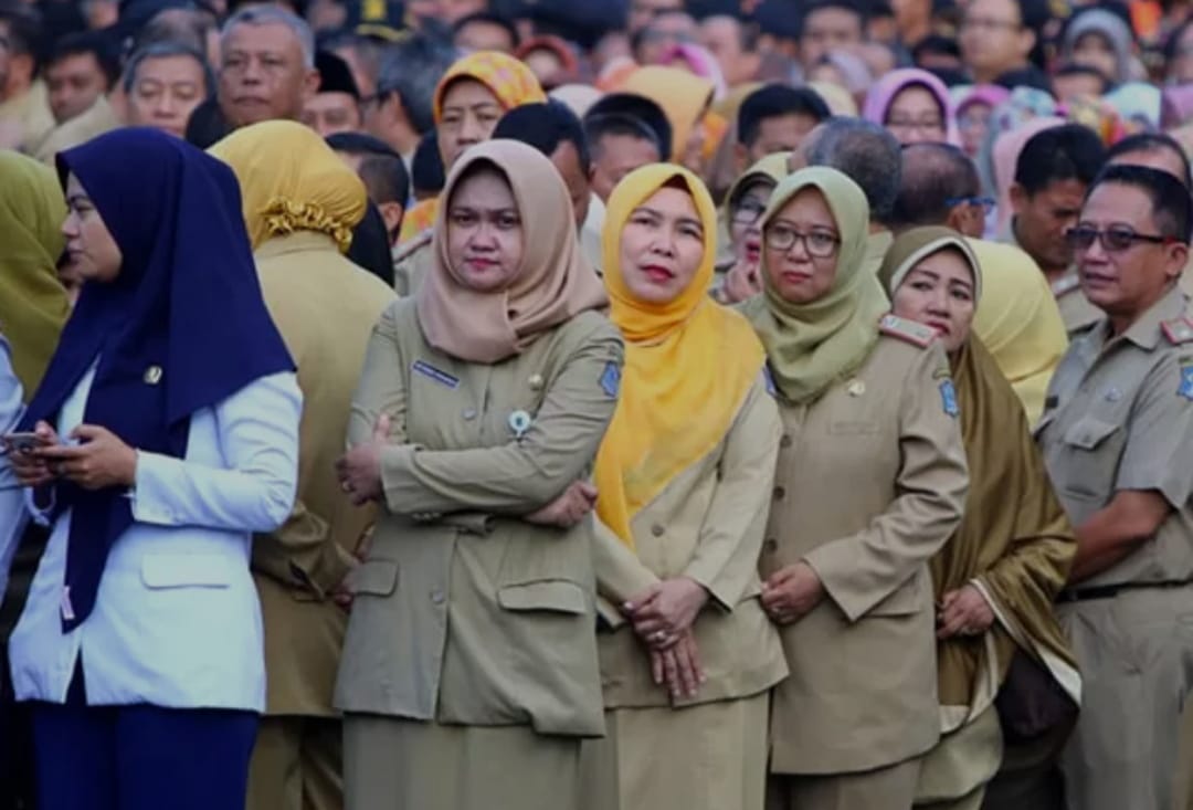 ILUSTRASI. Pegawai Negeri Sipil (PNS)