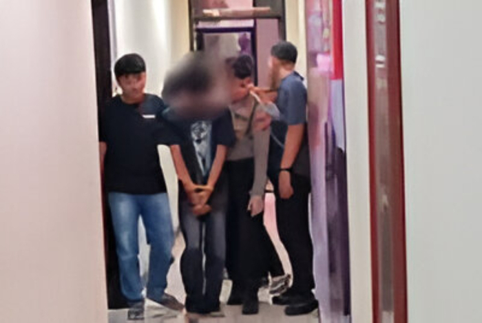 Polisi tangkap  pria aniaya teman gara-gara cemburu