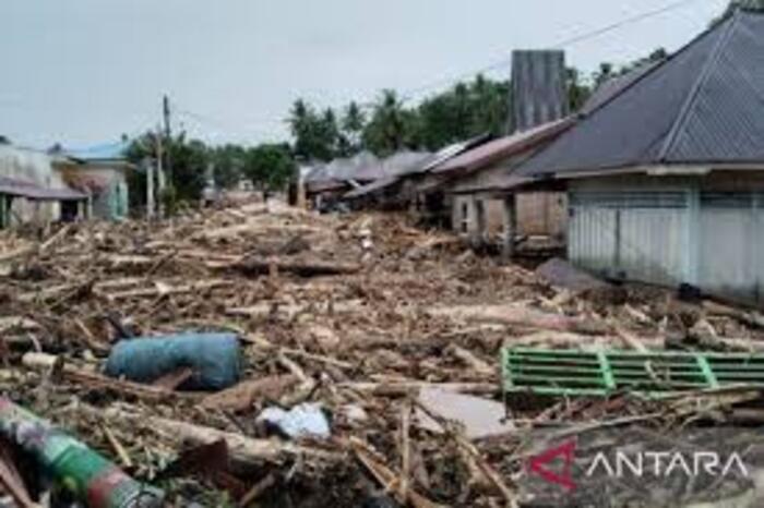 Banjir dan Longsor di Tapteng