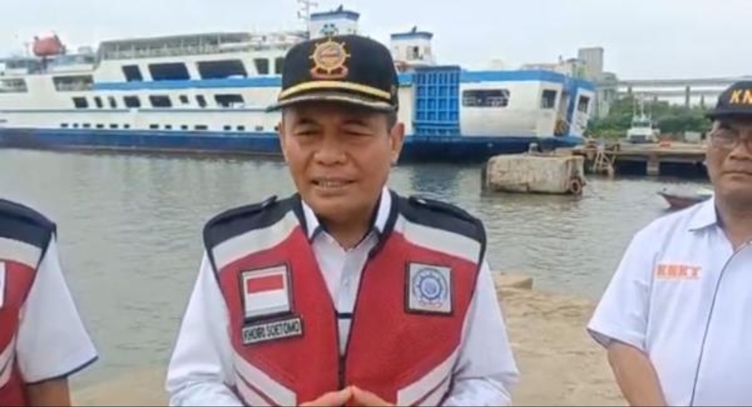 Gapasdap alihkan operasional enam kapal untuk bantu distribusi korban bencana di Sumatera.