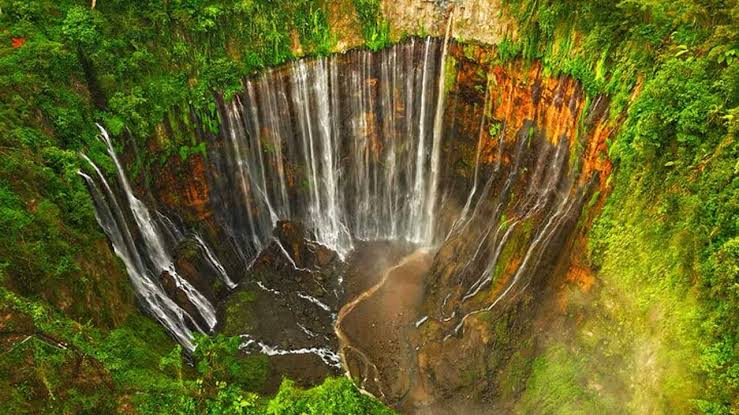 View Atas Air Terjun Tumpak Sewu