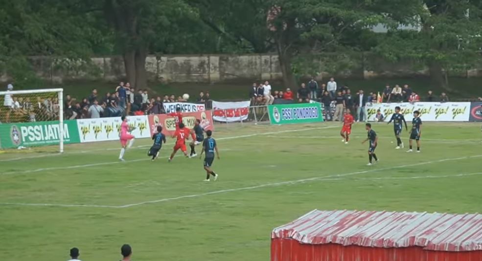 Persepon mengalahkan Perspa pada pembuka putaran pertama Grup M Liga 4 Jatim di Stadion Batoro Katong, Ponorogo.
