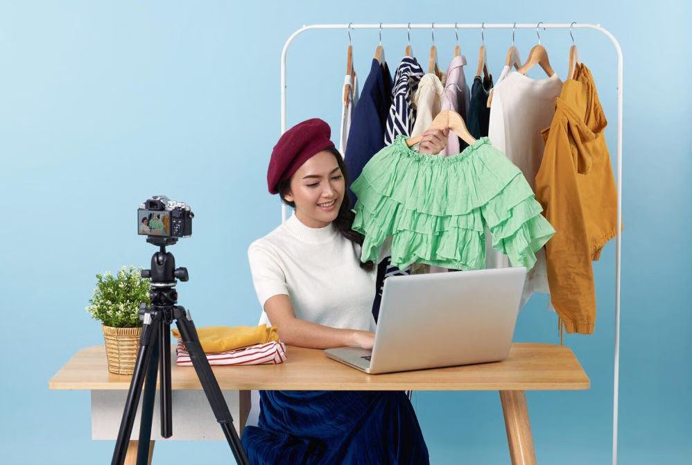 7 weton paling sukses dagang online.