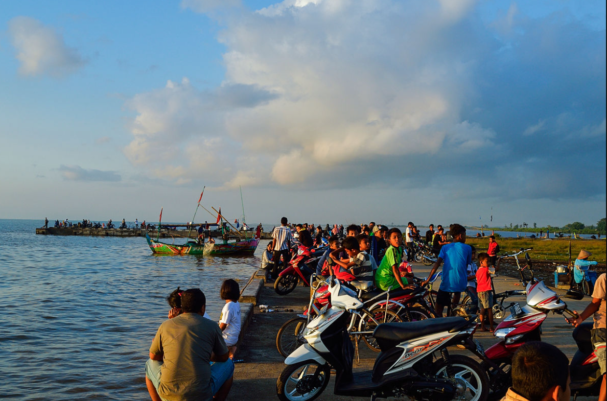 Pantai Banyutowo