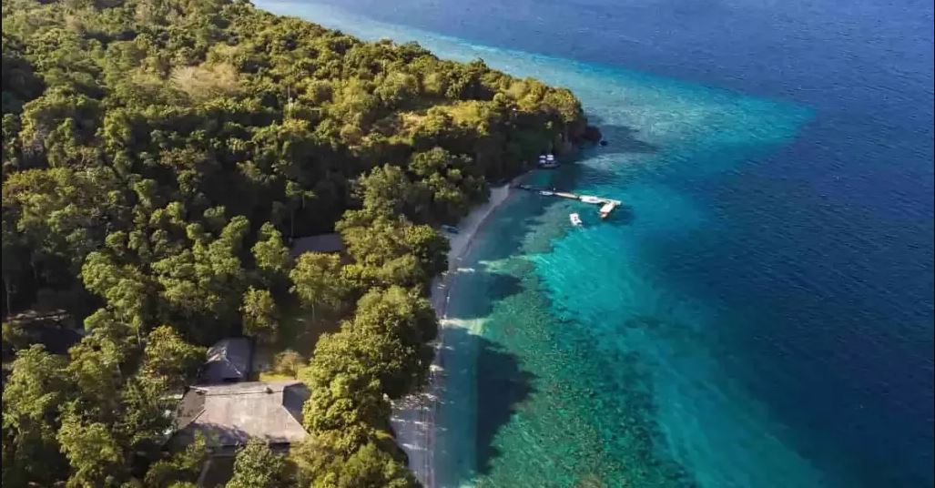 Sumbawa, permata tersembunyi di NTB, menawarkan pantai eksotis, hutan hijau yang asri, air terjun menyegarkan, hingga gunung menjulang dalam satu destinasi.