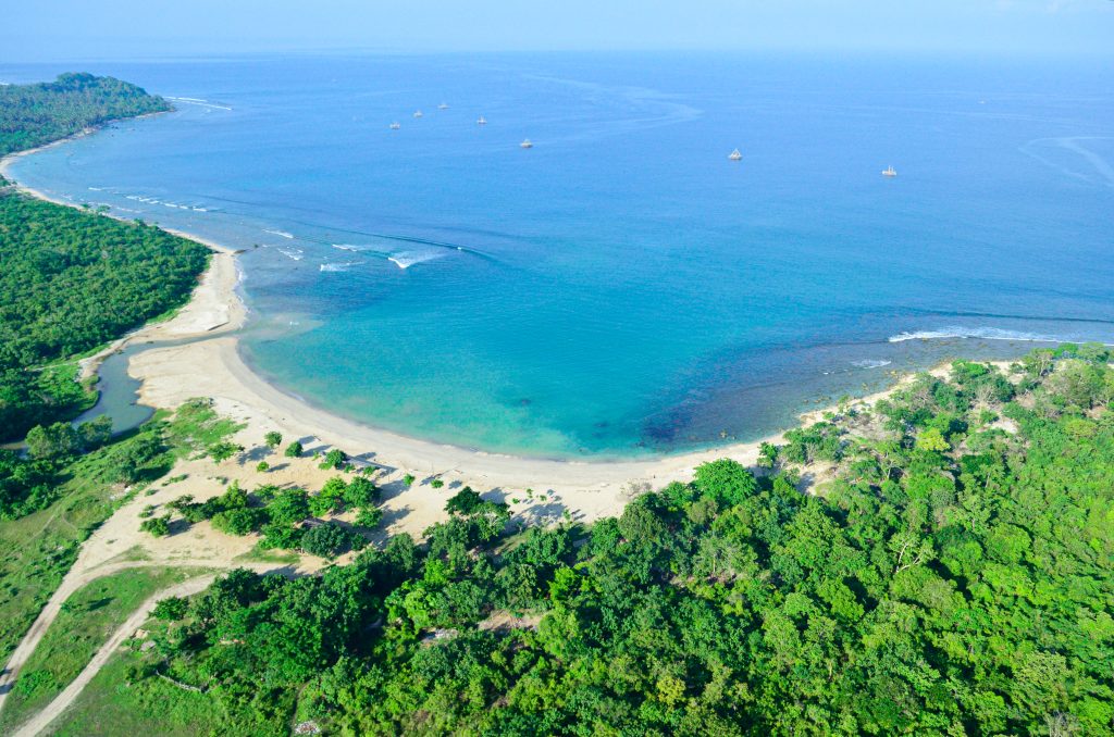 Pantai Tanjung Lesung