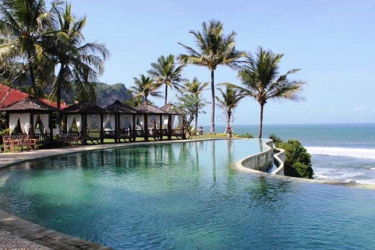 7 Tempat Wisata Seru di Indonesia untuk Liburan Akhir Tahun Plus Harga Tiketnya