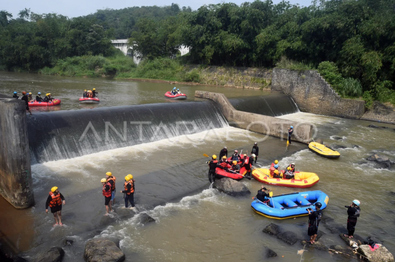 Rafting Cisadane