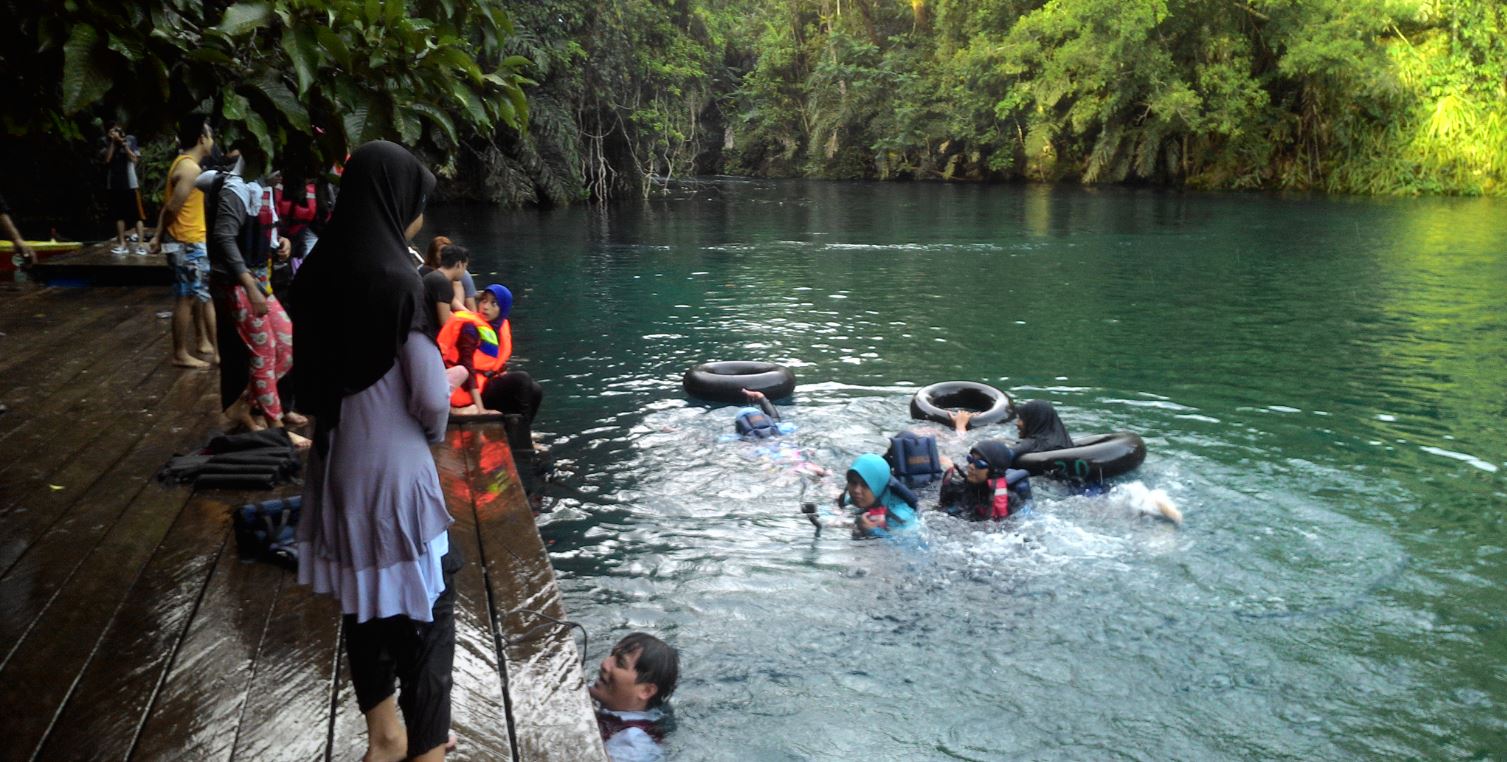 Danau Labuan Cermin