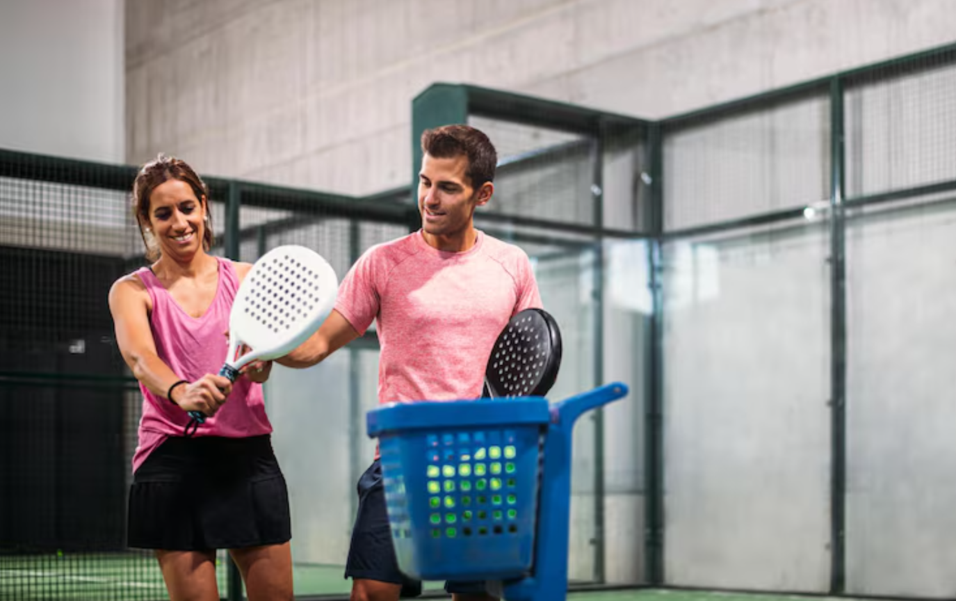Olahraga padel kini semakin populer.