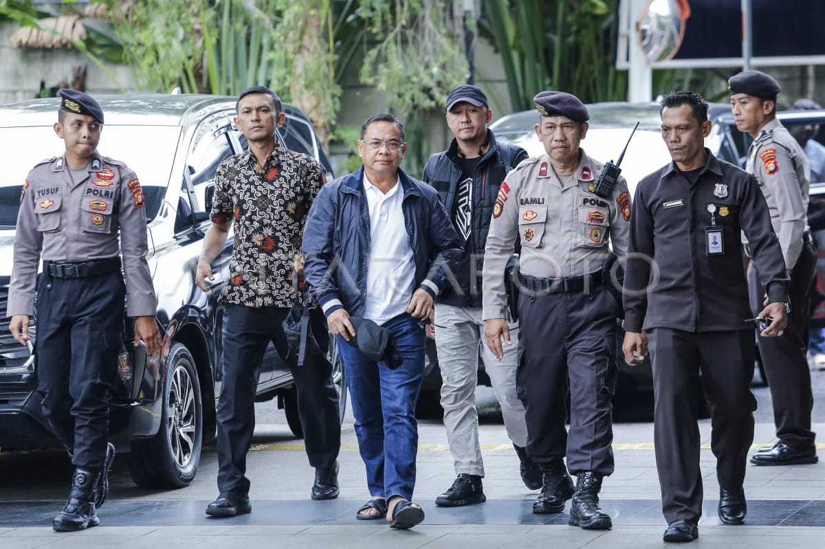 KPK OTT Bupati Pati dan 7 Orang Lainnya di Bawa ke Jakarta