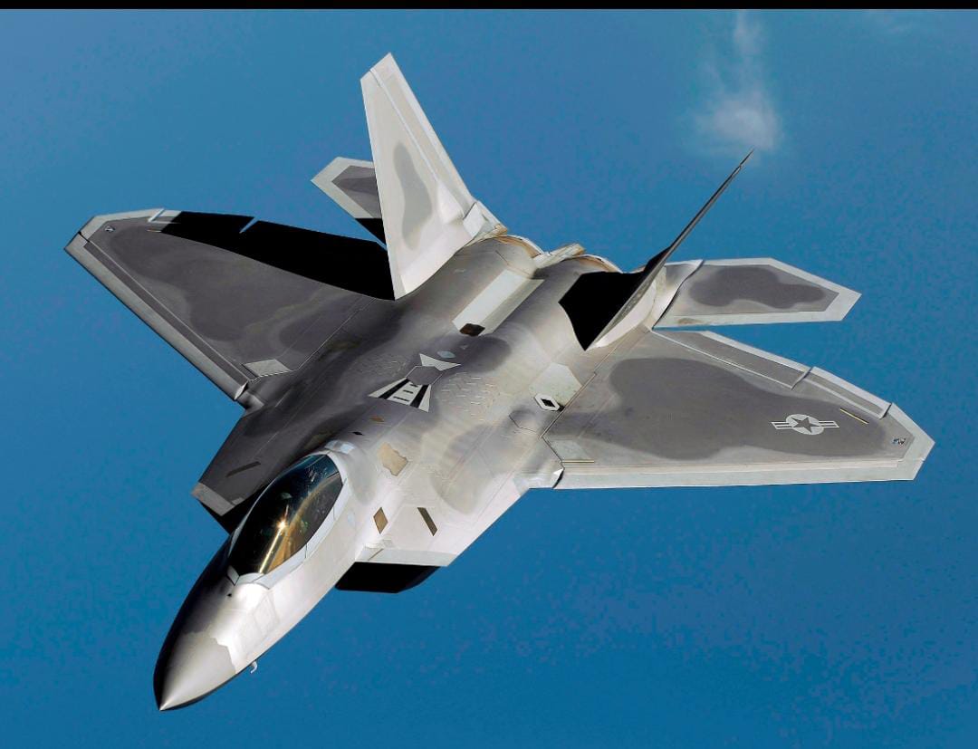 F-22 Raptor, jet tempur Amerika Serikat.