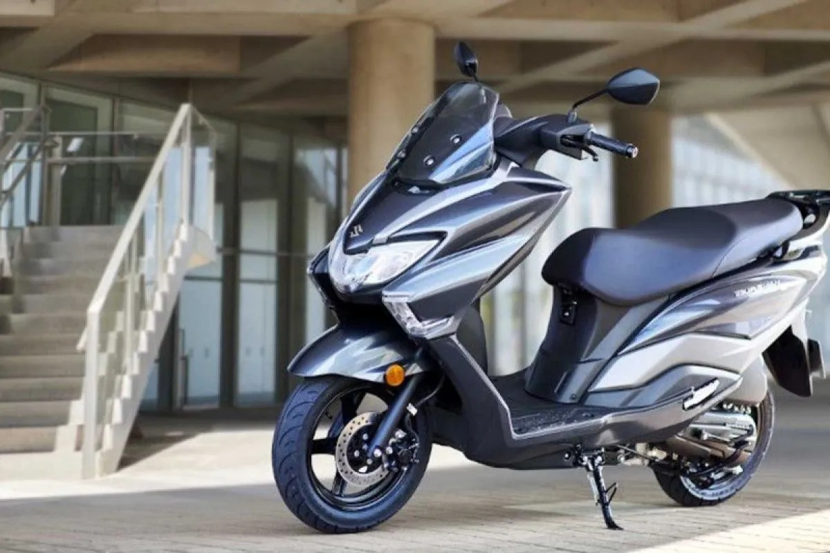 Suzuki Burgman Street 125 EX