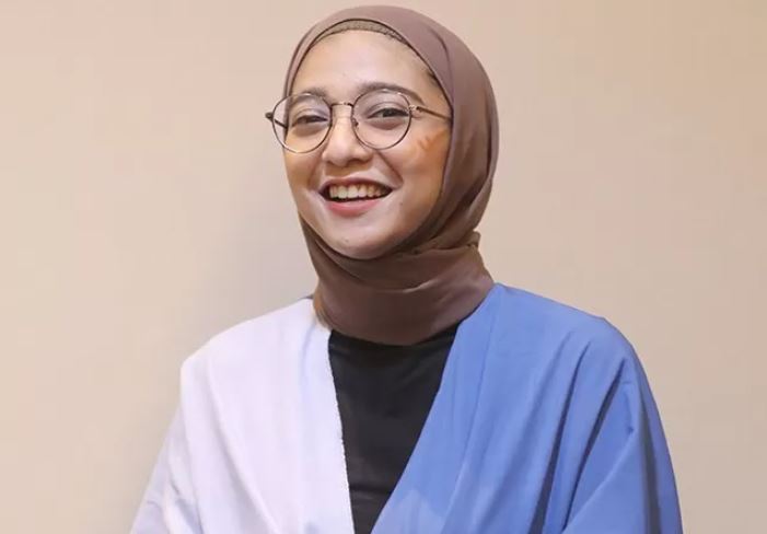 Viral curhat Chiki Fawzi dicoret dari petugas haji 2026.