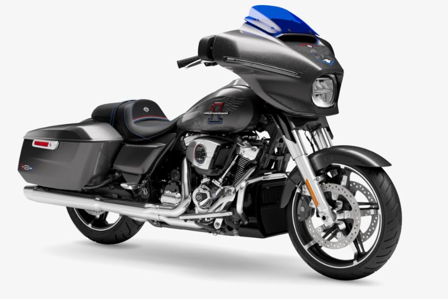 Harley-Davidson Street Glide 2026 tampil gahar dengan mesin Milwaukee-Eight 117 dan konsumsi bahan bakar hanya 6 liter/100 km.