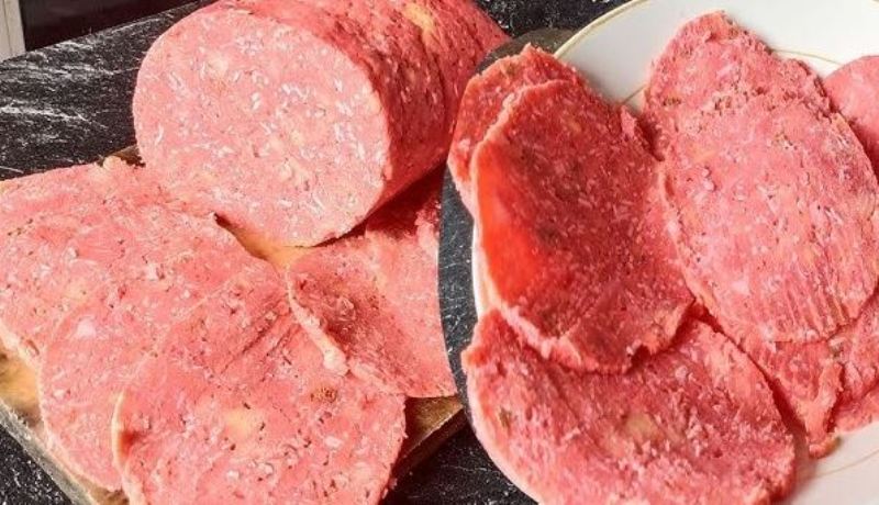 Hukum mengkonsumsi daging Ham menurut Islam.
