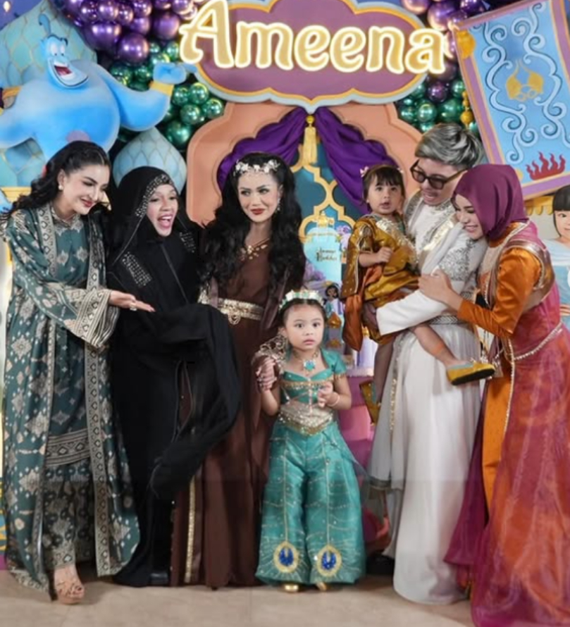 Tiga nenek Ameena hadir di acara ulang tahunnya