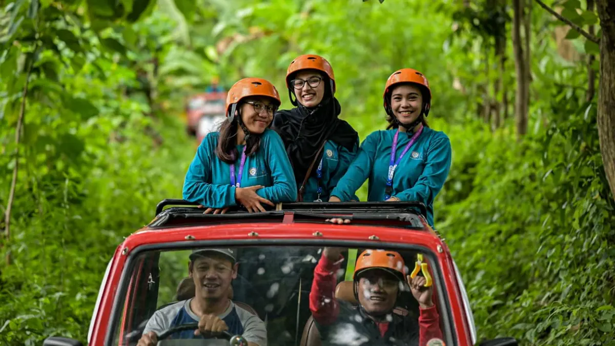 Desa Wisata Kresek di Wungu menghadirkan wisata jeep dan tubing dengan latar alam pedesaan yang asri. (DESA WISATA KRESEK)