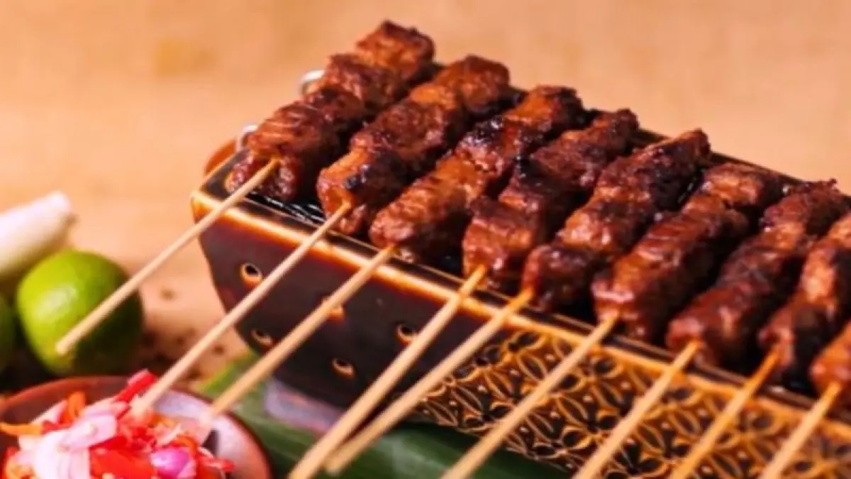 Ragam kuliner khas Purwakarta seperti sate maranggi hingga simping yang menjadi favorit wisatawan. (JAWA POS)