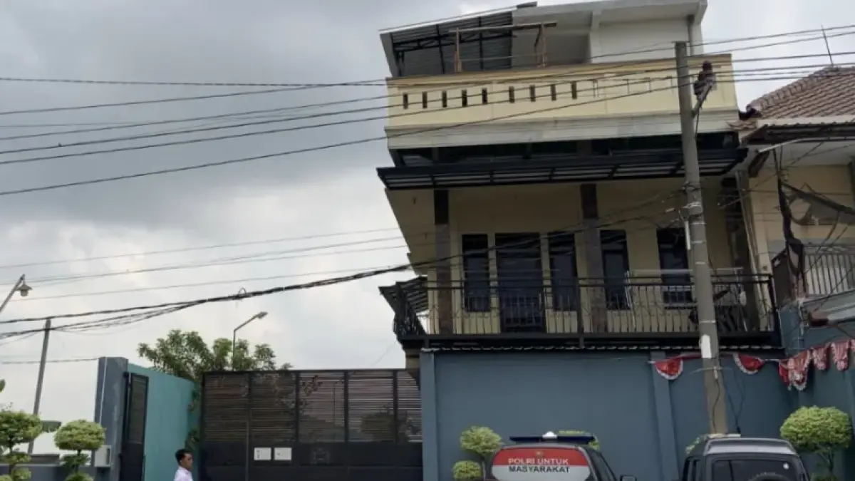 Kantor CV Sukses Jaya Abadi di Madiun didatangi oleh disnakerin dan petugas kepolisian setempat kemarin